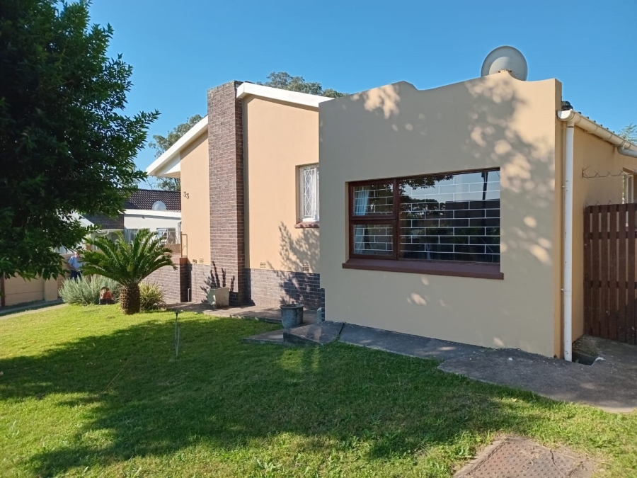 3 Bedroom Property for Sale in Amalinda Eastern Cape